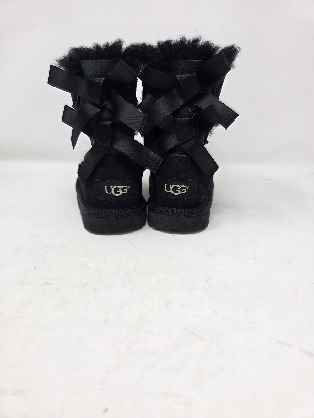 UGG Australia Bailey Bow II Short Boots Black Suede Shearling Size 8
